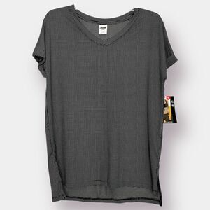 NWT Avia Tunic Workout High Low Shirt Black White Short Sleeve Large Sm…